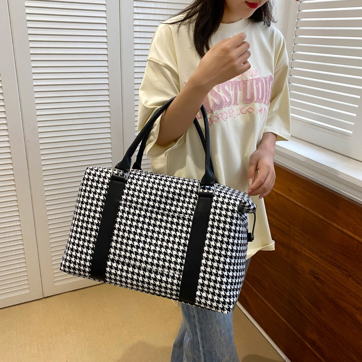 Houndstooth Canvas Travel Bag-Teresa&#39;s Fashionista LLC