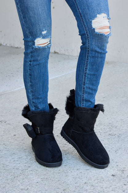 Forever Link Plush Thermal Flat Boots-Teresa&#39;s Fashionista LLC