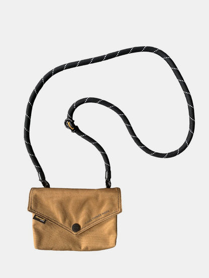 Hamawari Solid Color Envelope Shape Crossbody Bag with Removable Strap