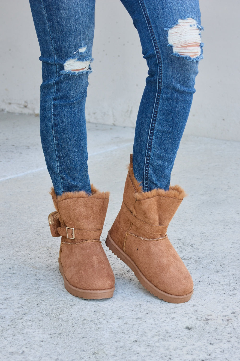 Forever Link Plush Thermal Flat Boots-Teresa&#39;s Fashionista LLC