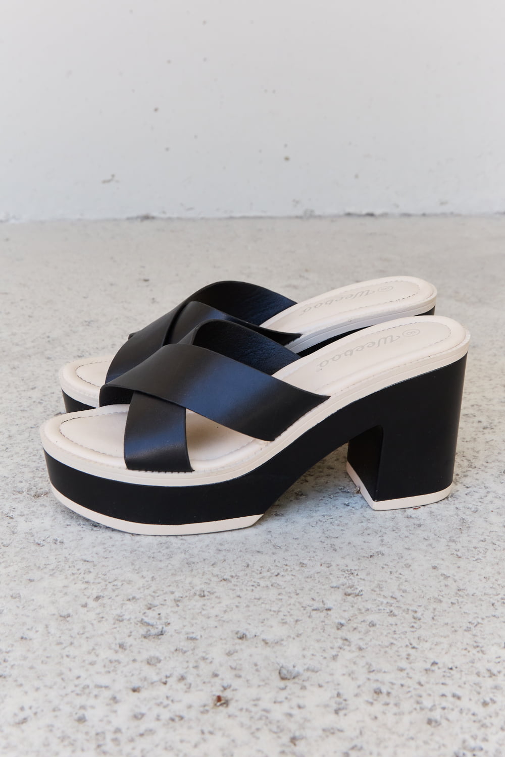 Weeboo Cherish The Moments Contrast Platform Sandals in Black-Teresa&#39;s Fashionista LLC