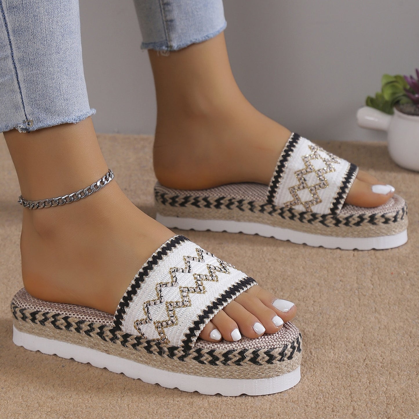 Geometric Weave Platform Sandals-Teresa&#39;s Fashionista LLC