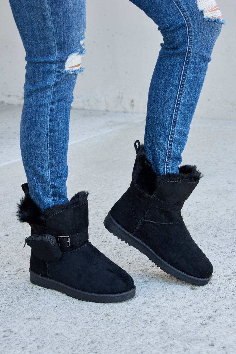 Forever Link Plush Thermal Flat Boots-Teresa&#39;s Fashionista LLC