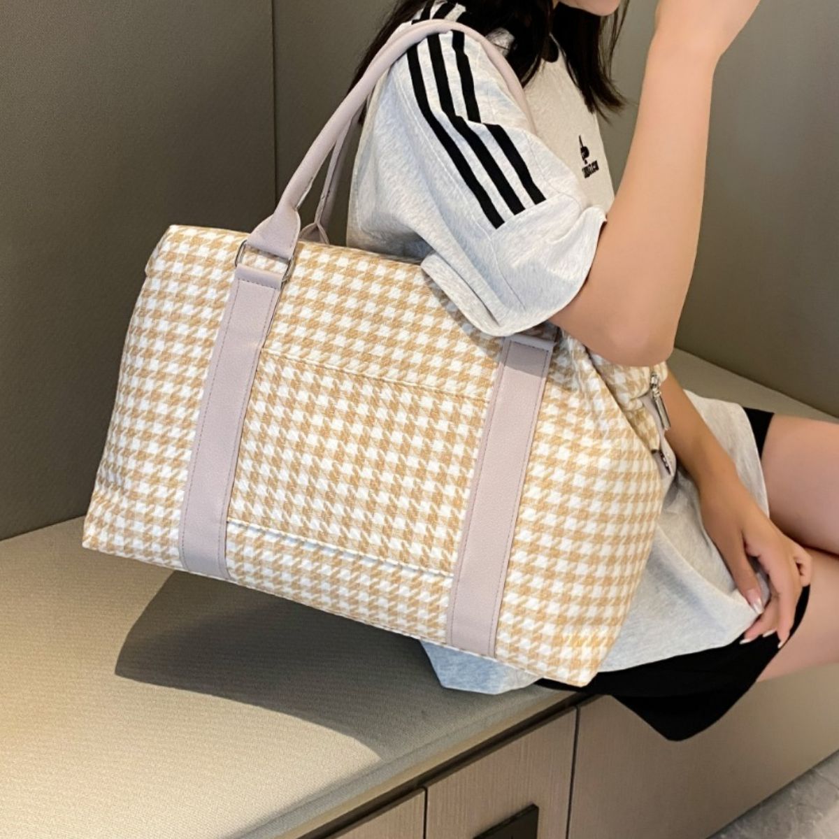 Houndstooth Canvas Travel Bag-Teresa&#39;s Fashionista LLC