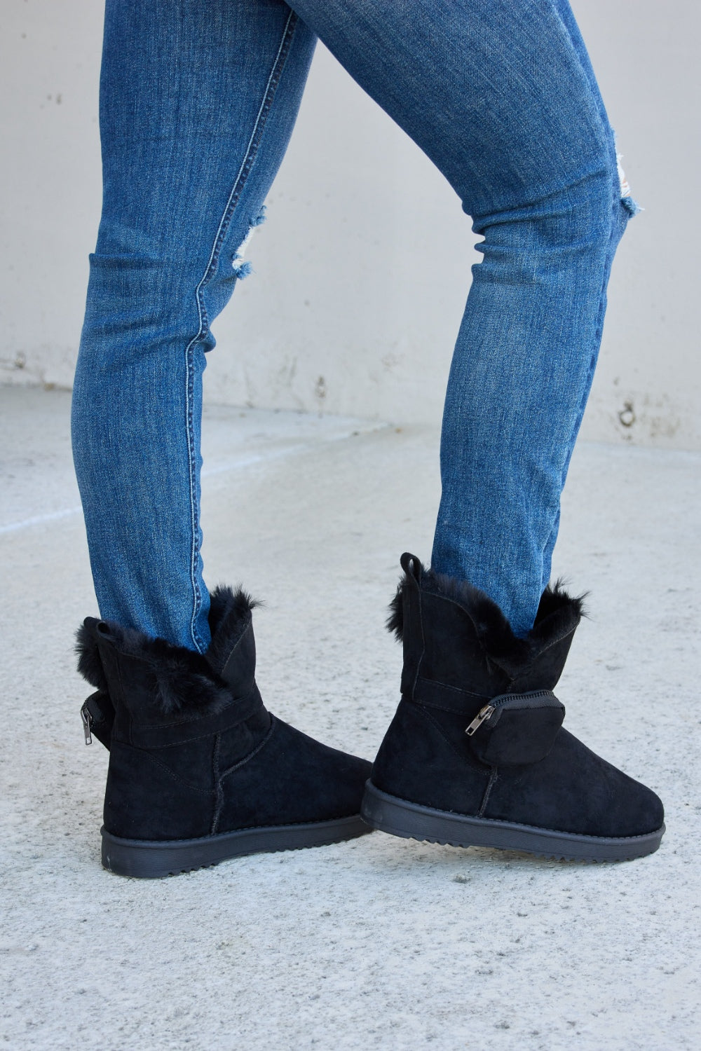 Forever Link Plush Thermal Flat Boots-Teresa&#39;s Fashionista LLC