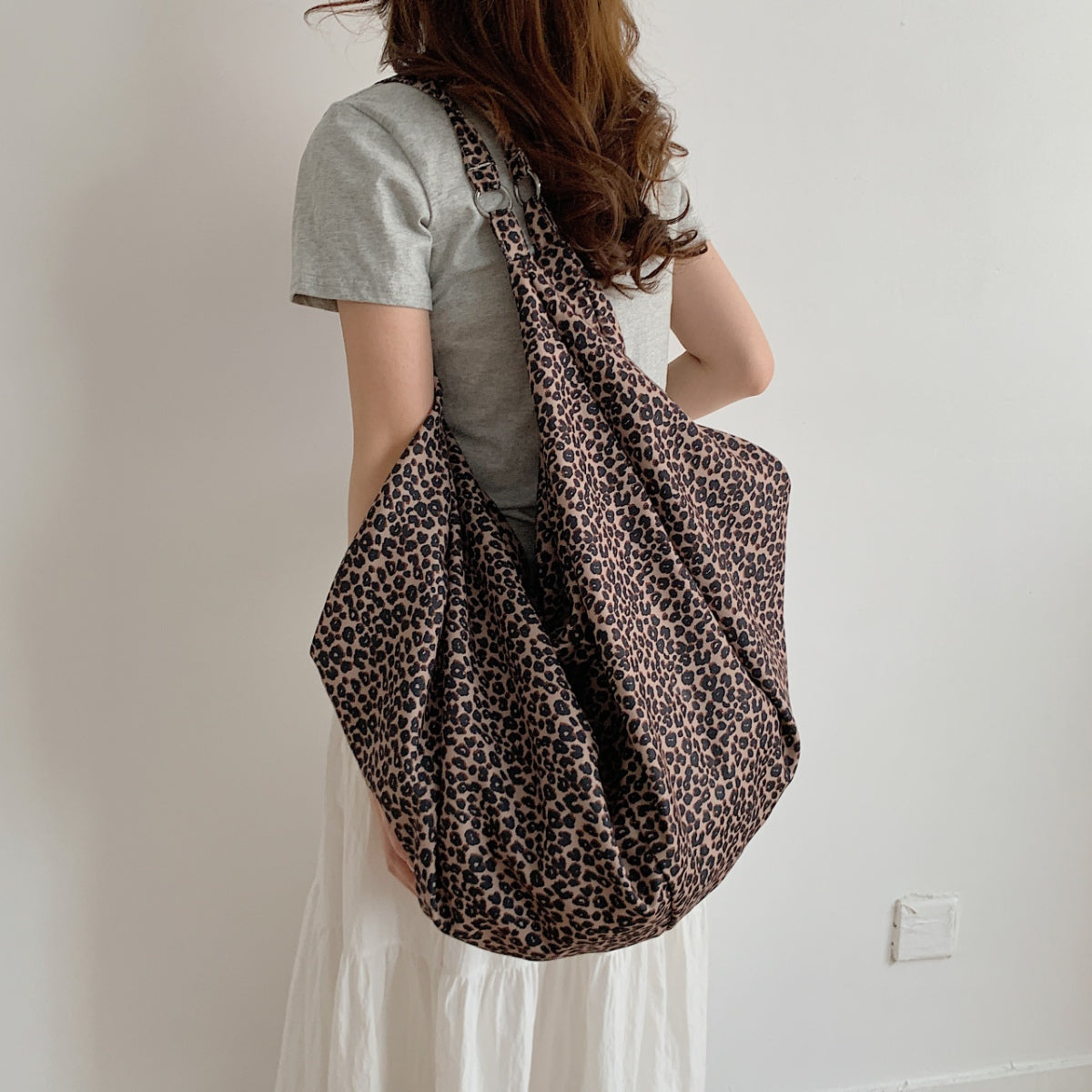 Leopard Polyester Tote Bag-Teresa&#39;s Fashionista LLC