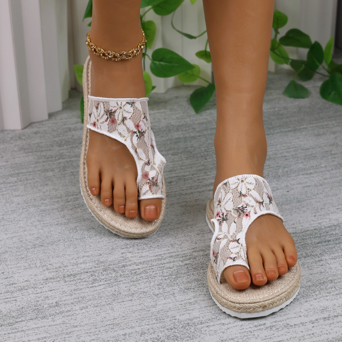 Flower Toe Post Flat Sandals-Teresa&#39;s Fashionista LLC