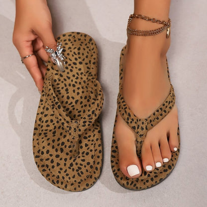 Leopard Toe Post Sandals-Teresa&#39;s Fashionista LLC