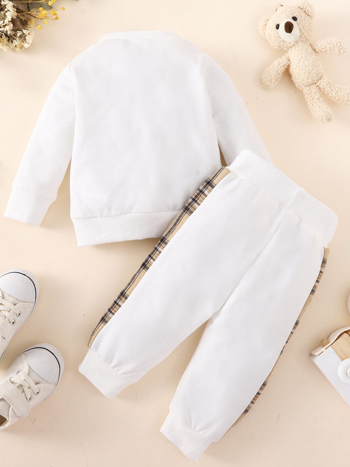 Baby Bear Graphic Sweatshirt and Joggers Set-Teresa&#39;s Fashionista LLC