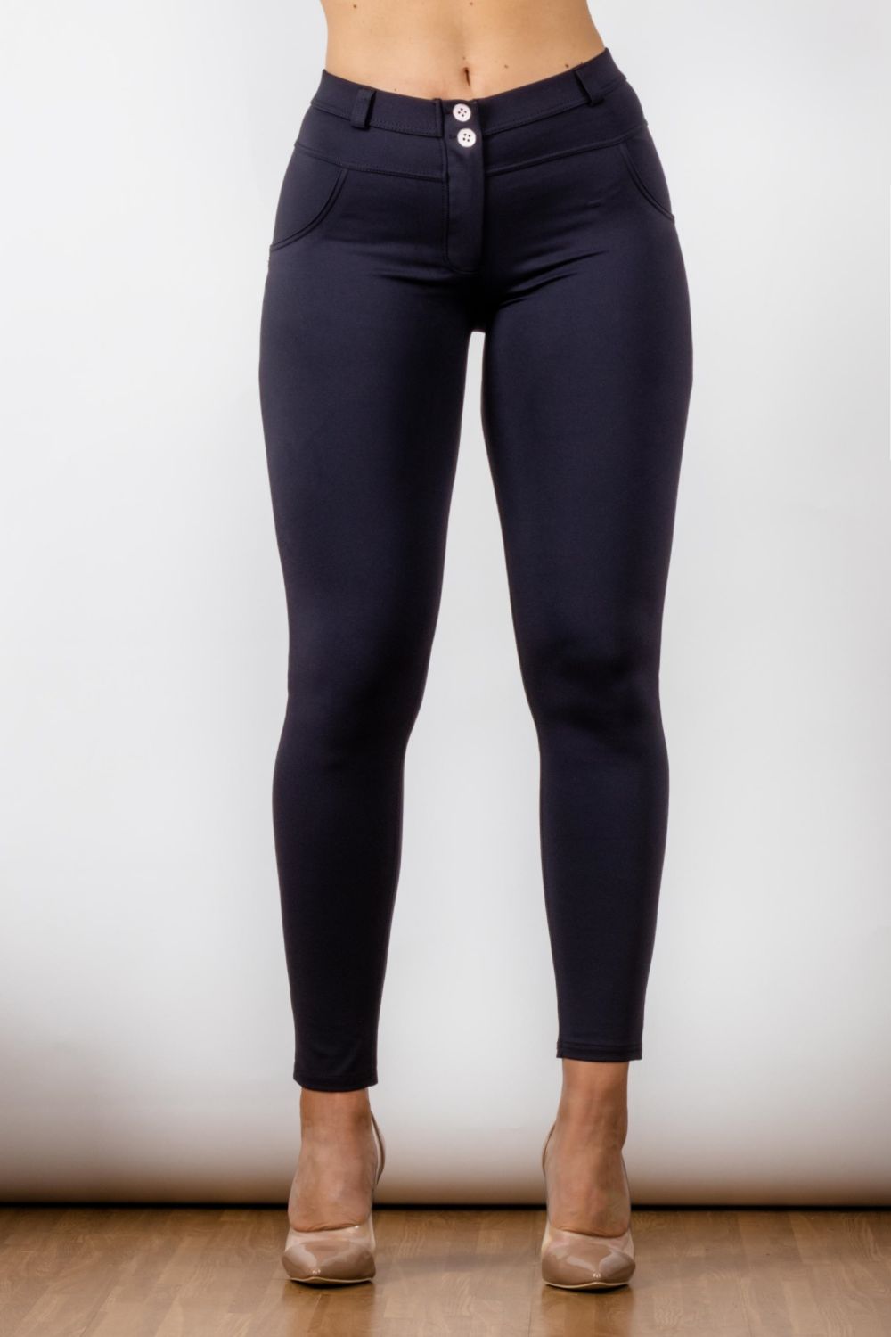 Full Size Contrast Detail Buttoned Leggings-Teresa&#39;s Fashionista LLC