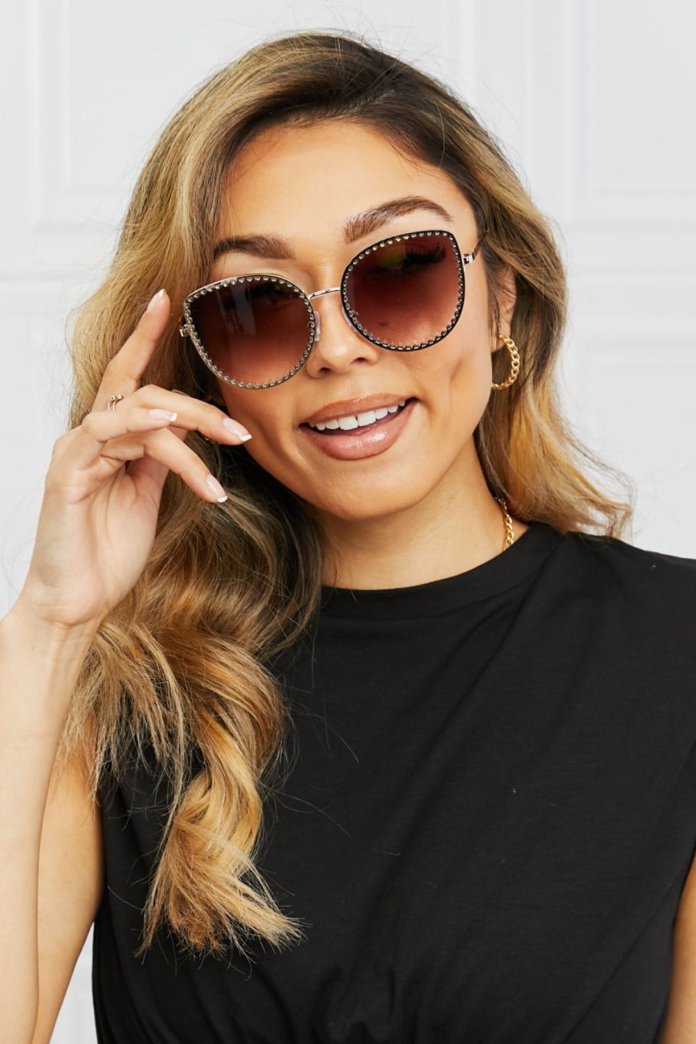 Full Rim Metal Frame Sunglasses-Teresa&#39;s Fashionista LLC