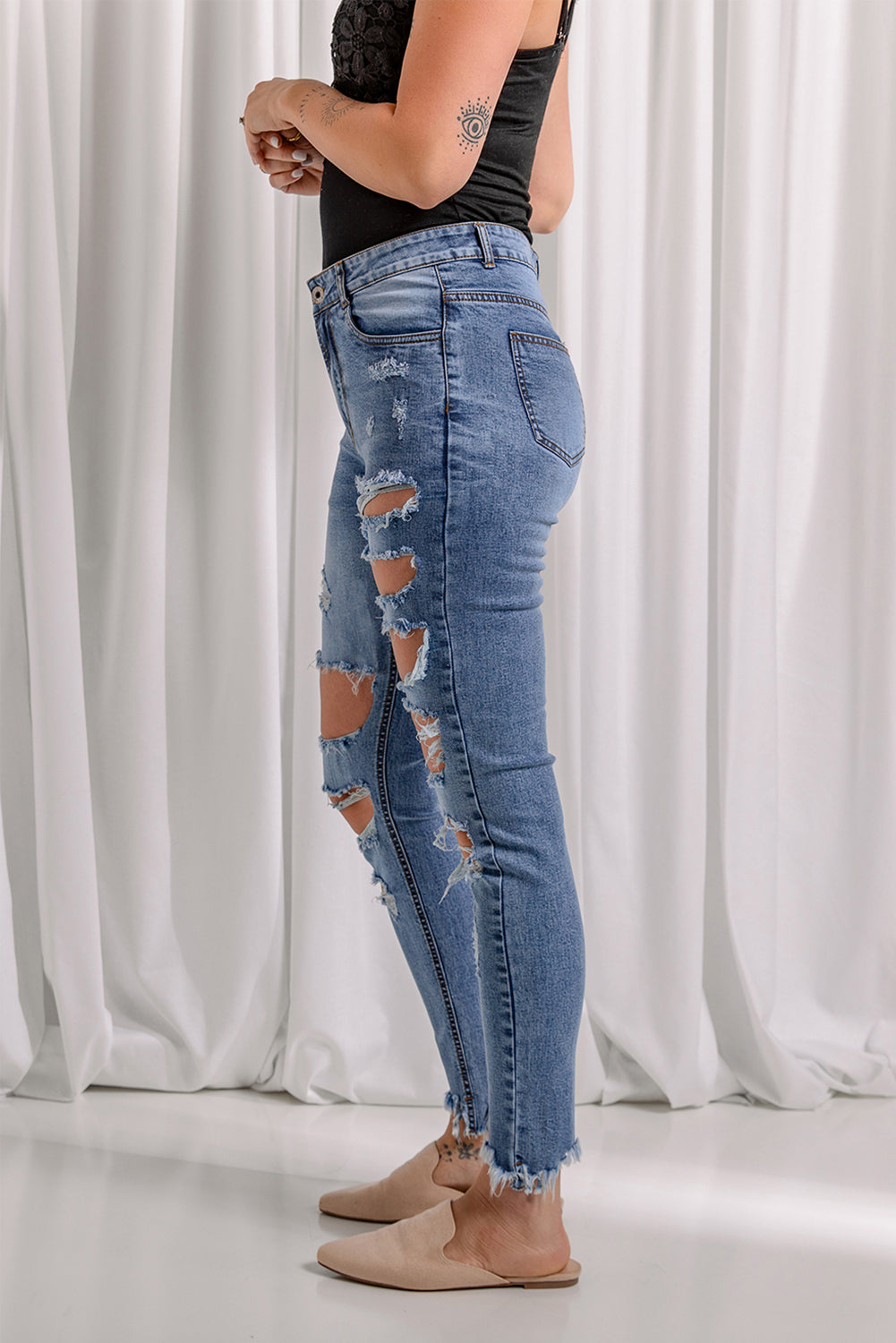 Distressed Raw Hem Skinny Jeans-Teresa&#39;s Fashionista LLC