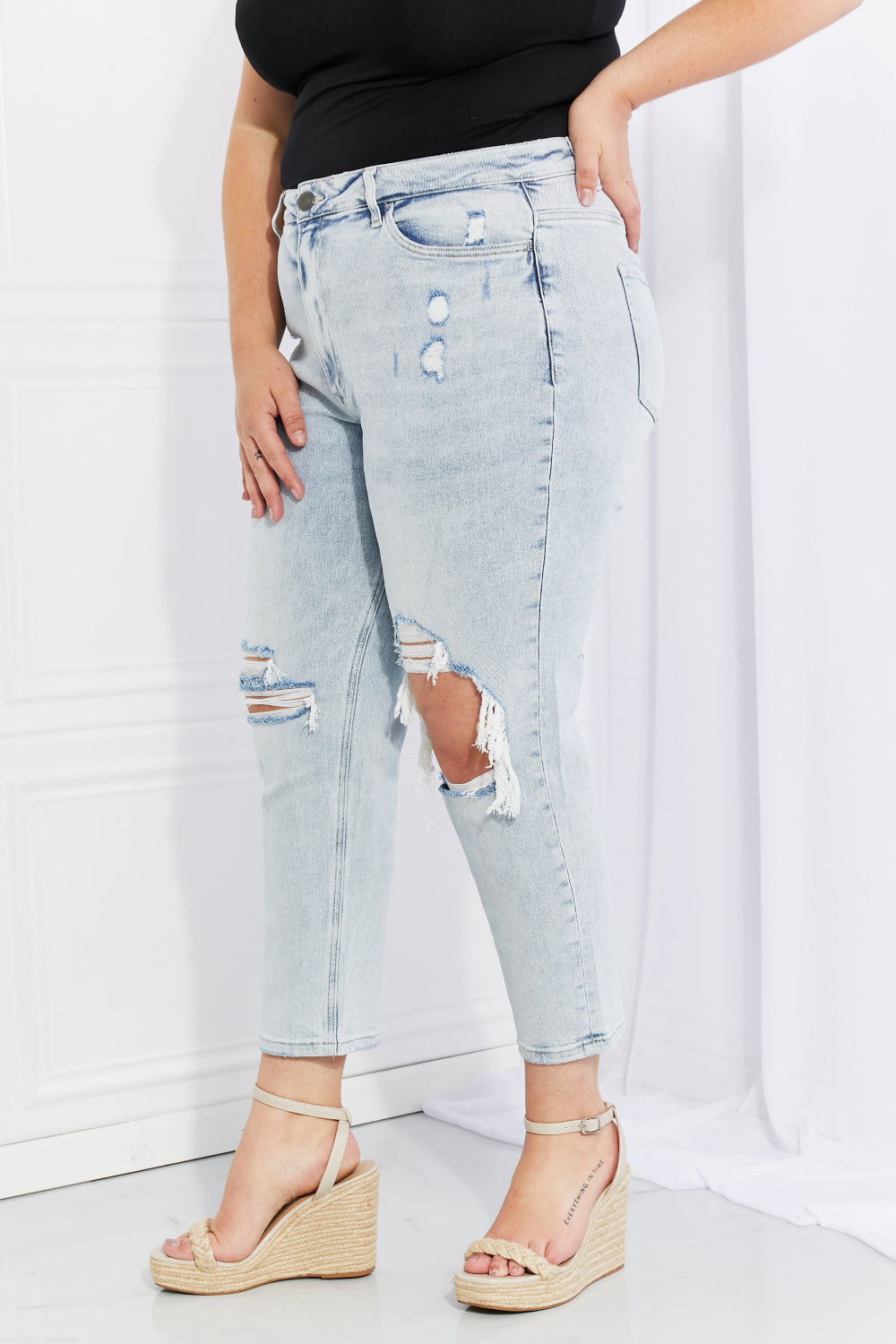 Vervet by Flying Monkey Stand Out Full Size Distressed Cropped Jeans-Teresa&#39;s Fashionista LLC