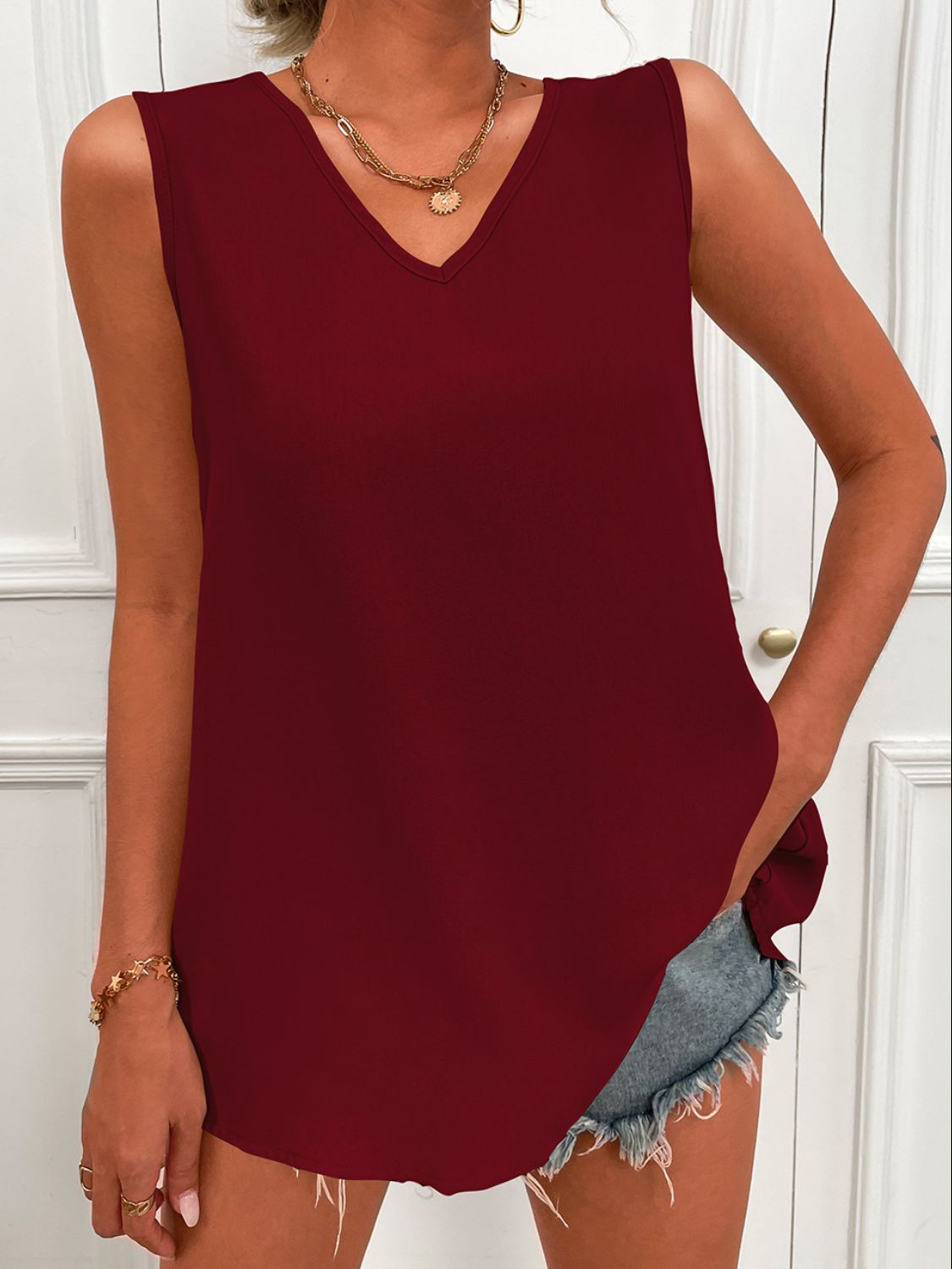 V-Neck Curved Hem Tunic Tank-Teresa&#39;s Fashionista LLC