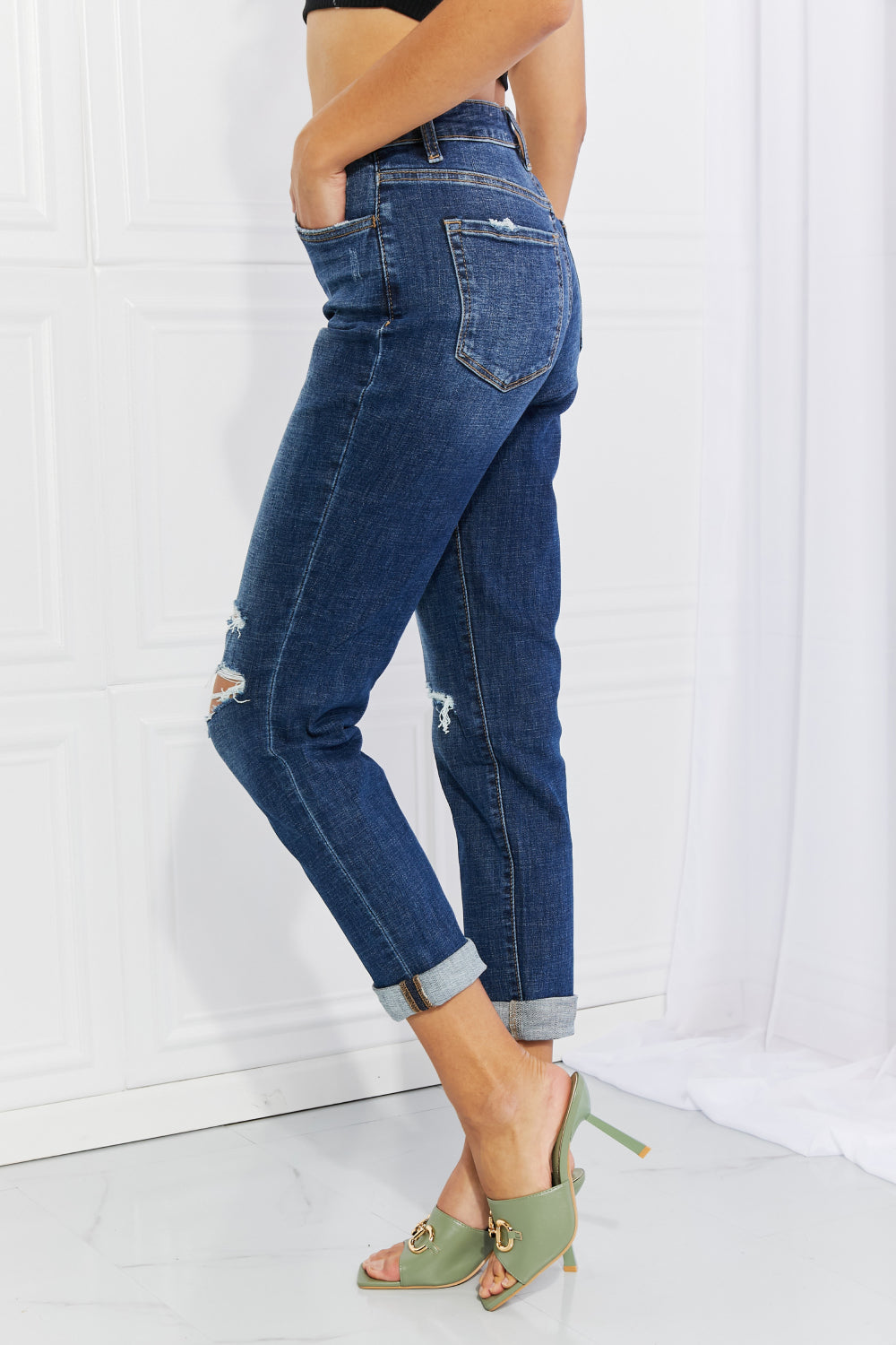 Vervet by Flying Monkey Full Size Distressed Cropped Jeans with Pockets-Teresa&#39;s Fashionista LLC