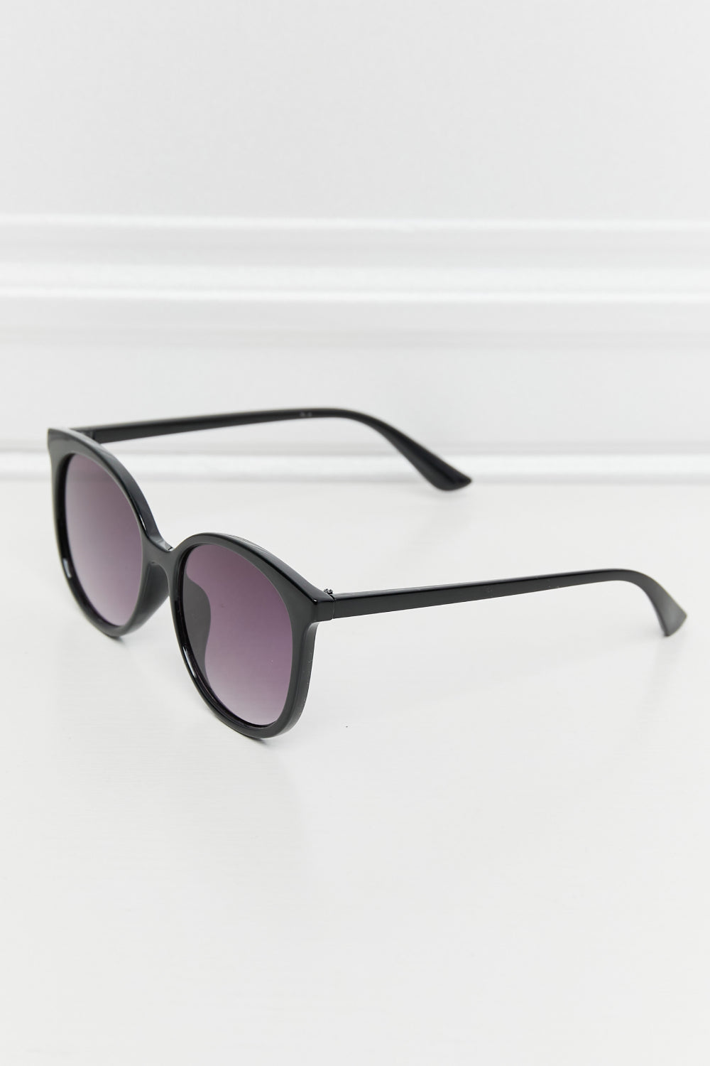 Polycarbonate Frame Full Rim Sunglasses-Teresa&#39;s Fashionista LLC