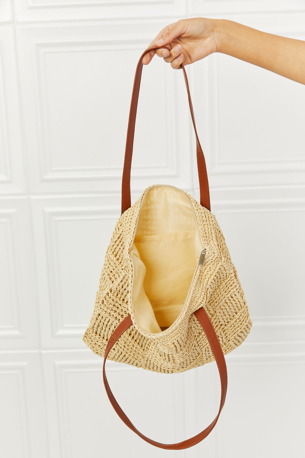 Fame Picnic Date Straw Tote Bag-Teresa&#39;s Fashionista LLC