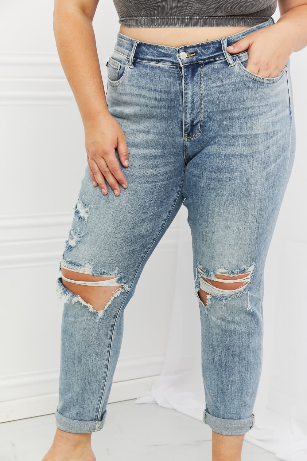 Judy Blue Malia Full Size Mid Rise Boyfriend Jeans-Teresa&#39;s Fashionista LLC