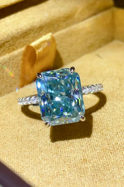 2 Carat Moissanite Ring-Teresa&#39;s Fashionista LLC