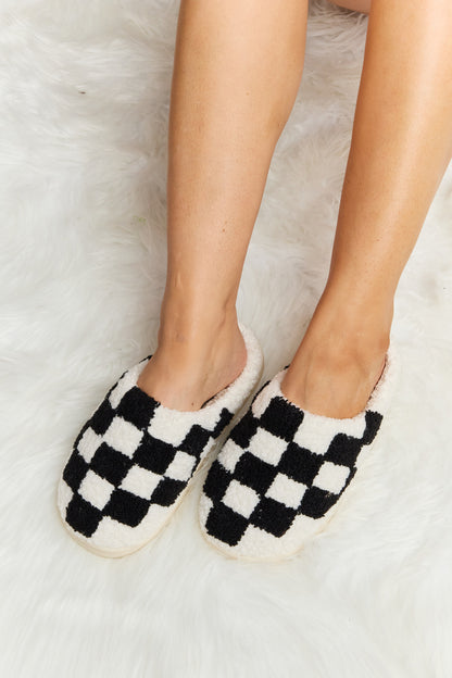 Melody Checkered Print Plush Slide Slippers-Teresa&#39;s Fashionista LLC