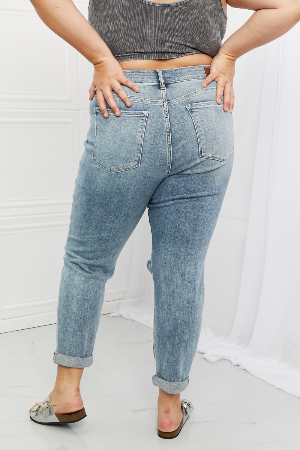 Judy Blue Malia Full Size Mid Rise Boyfriend Jeans-Teresa&#39;s Fashionista LLC