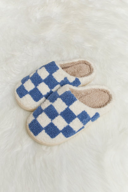 Melody Checkered Print Plush Slide Slippers-Teresa&#39;s Fashionista LLC