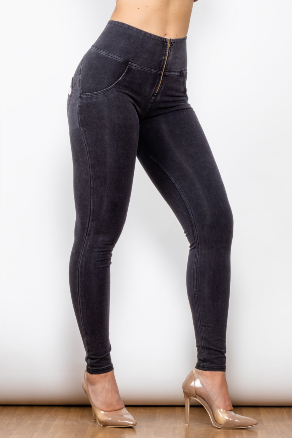 Zip Closure Skinny Jeans-Teresa&#39;s Fashionista LLC