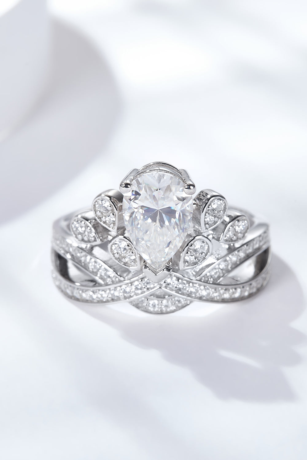 1.5 Carat Moissanite Crown-Shaped Ring-Teresa&#39;s Fashionista LLC