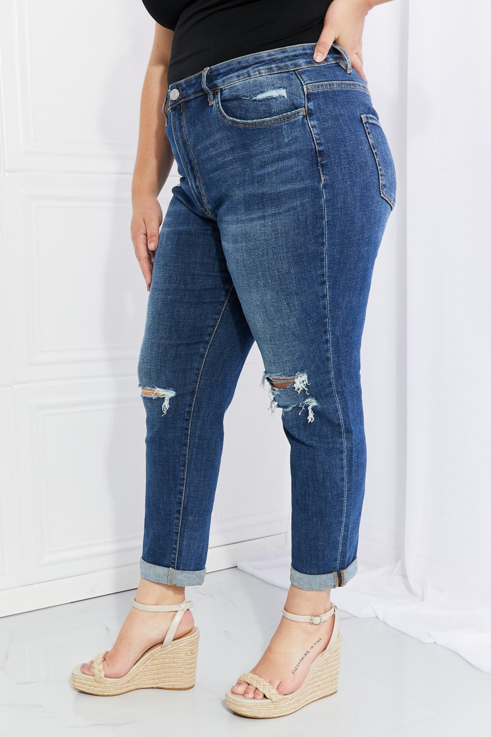 Vervet by Flying Monkey Full Size Distressed Cropped Jeans with Pockets-Teresa&#39;s Fashionista LLC