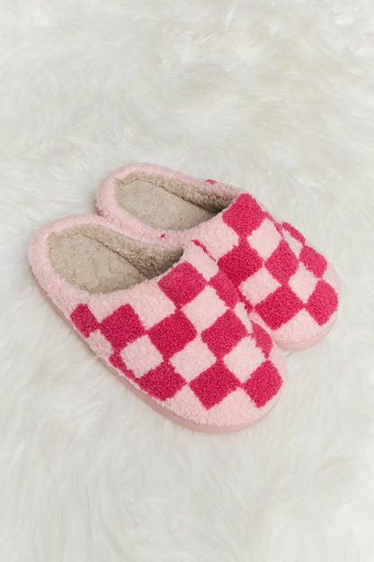 Melody Checkered Print Plush Slide Slippers-Teresa&#39;s Fashionista LLC